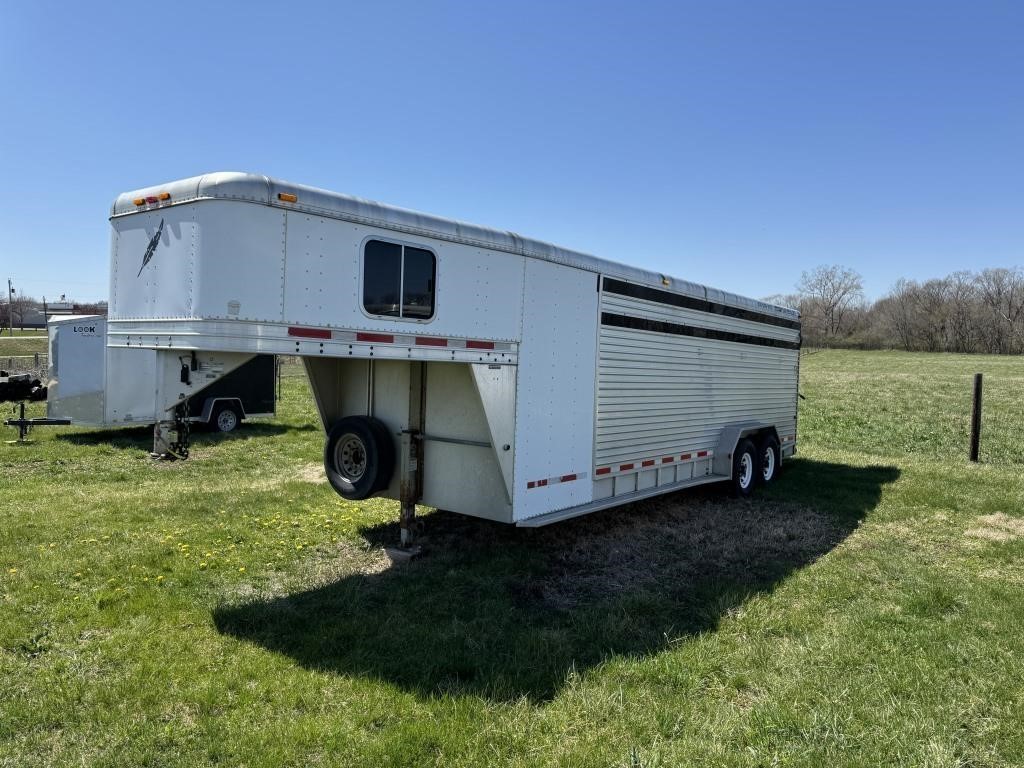 2005 Featherlite Gooseneck Trailer