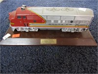 LIONEL LOCOMOTIVE W/ DISPLAY BASE