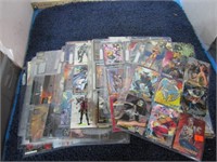 COMICS TRADING CARDS