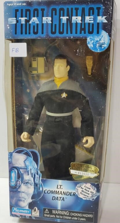 Star Trek LT. Commander Data Figure