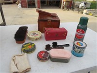 Esquire Redwood Shoe Shine Kit with Accessories