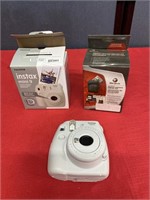 2 instax mini 9 Polaroids and accessories