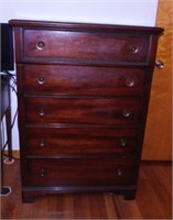 Mahogany 5 drawer chest of drawers, 34" x 20" x