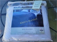 King Blanket rich ivory life styles new in bag