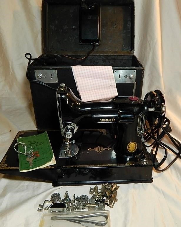 Antique 221-1 Singer Featherweight Sewing Machine