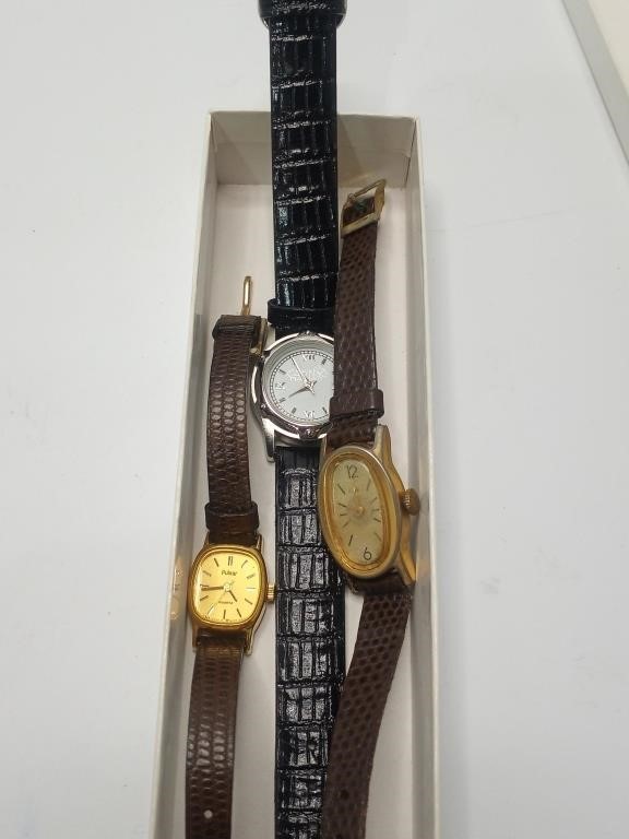 Small Lot of Watches