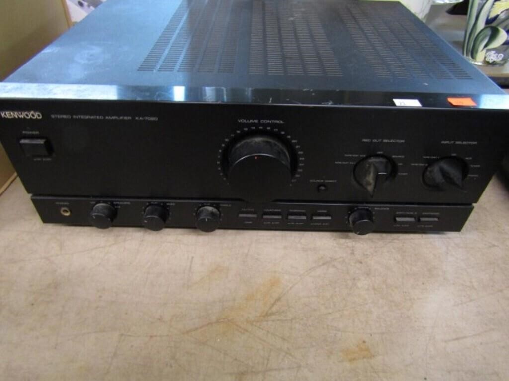 KENWOOD KA-7020 STEREO AMPLIFIER