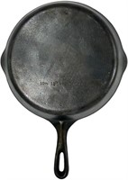 Wagner 10 1/2 Inch No. 8 Cast Iron Skillet.
