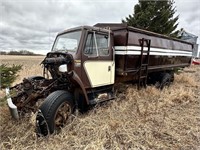 OFFSITE PATHLOW: Parts Grain Truck