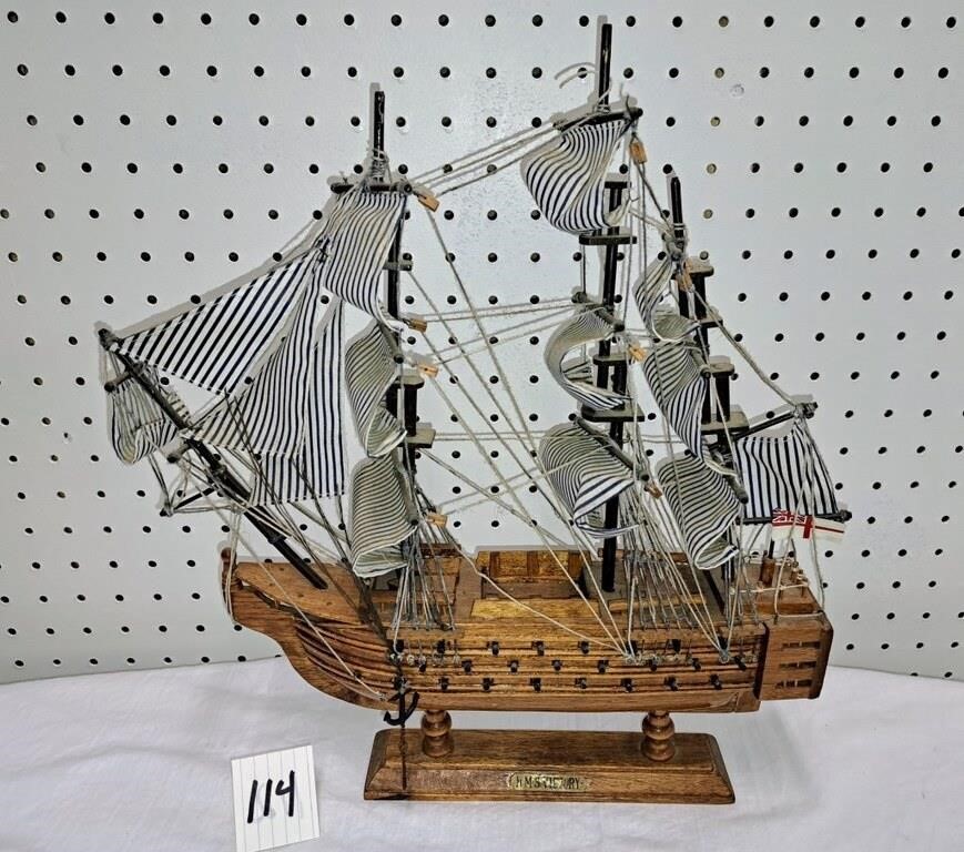 model sailboat (hms victoria)