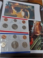 The 1995 United States Mint Uncirculated Coin Set