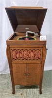 tonola phonograph style 5 #1834