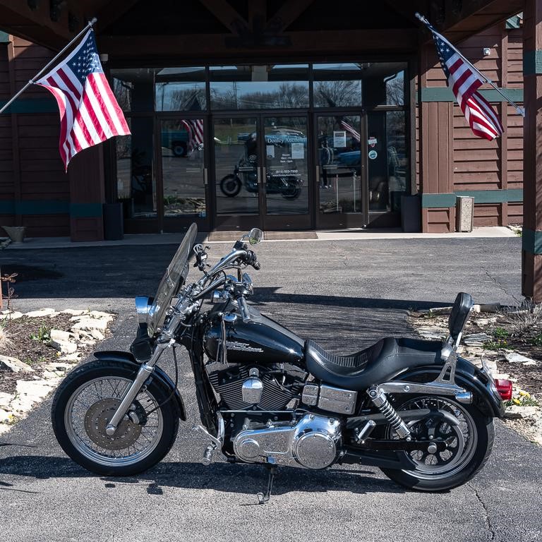 2006 Harley Davidson Street Bob w/Custom Jack