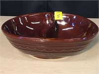 Mar-Crest Divided Daisy Dot Oval Bowl 10x8"