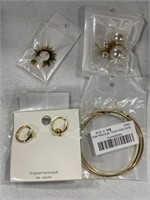 ASSORTED LOT OF EARRINGS