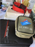 LOT OF SMALL FIRST AID KITS