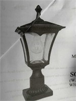 DIE CAST OUTDOOR POST LAMP