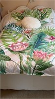 Queen size tropical comforter set