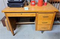 oak typing desk