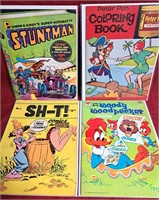 4 VINTAGE COMIC & COLORING BOOKS WOODY WOODPECKER