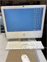Apple Desk Top Computer