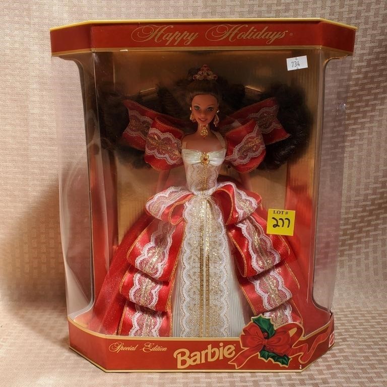 1997 Happy Holidays Barbie in Original Box