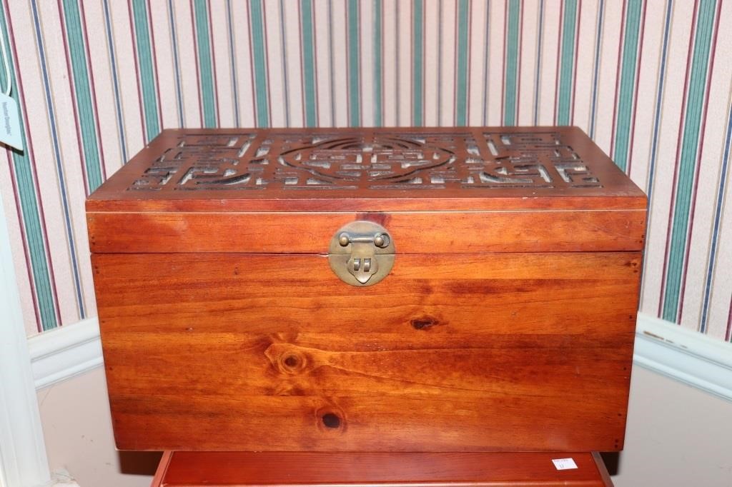 Oriental style chest by Pier 1 19.5" X 11.75" X