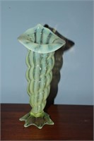 Vaseline Glass Jack in the Pulpit Sea Shell vase