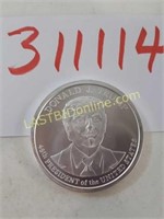 Trump 5 Tr. oz. .999 Silver Round