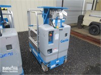 2019 Genie GR-12 Manlift