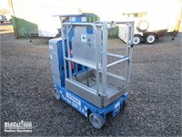 Genie GR-12 Manlift