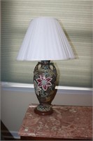 Oriental floral decorated lamp