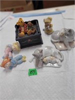 Lot ofsmall figurines