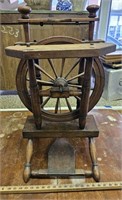 Small Antique Oak Spinning Wheel