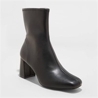 Women's Pippa Stretch Boots - Black 10 $28