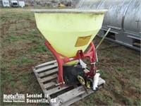 OFF-SITE 3pt Cosmo PTO Spreader