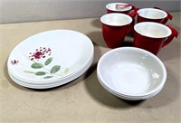 Corelle plates & bowls