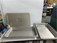 Standard chafing server with lids