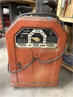 Lincoln AC 225 AMP welder works