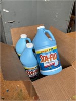 5 containers of purex sta-flo liquid starch