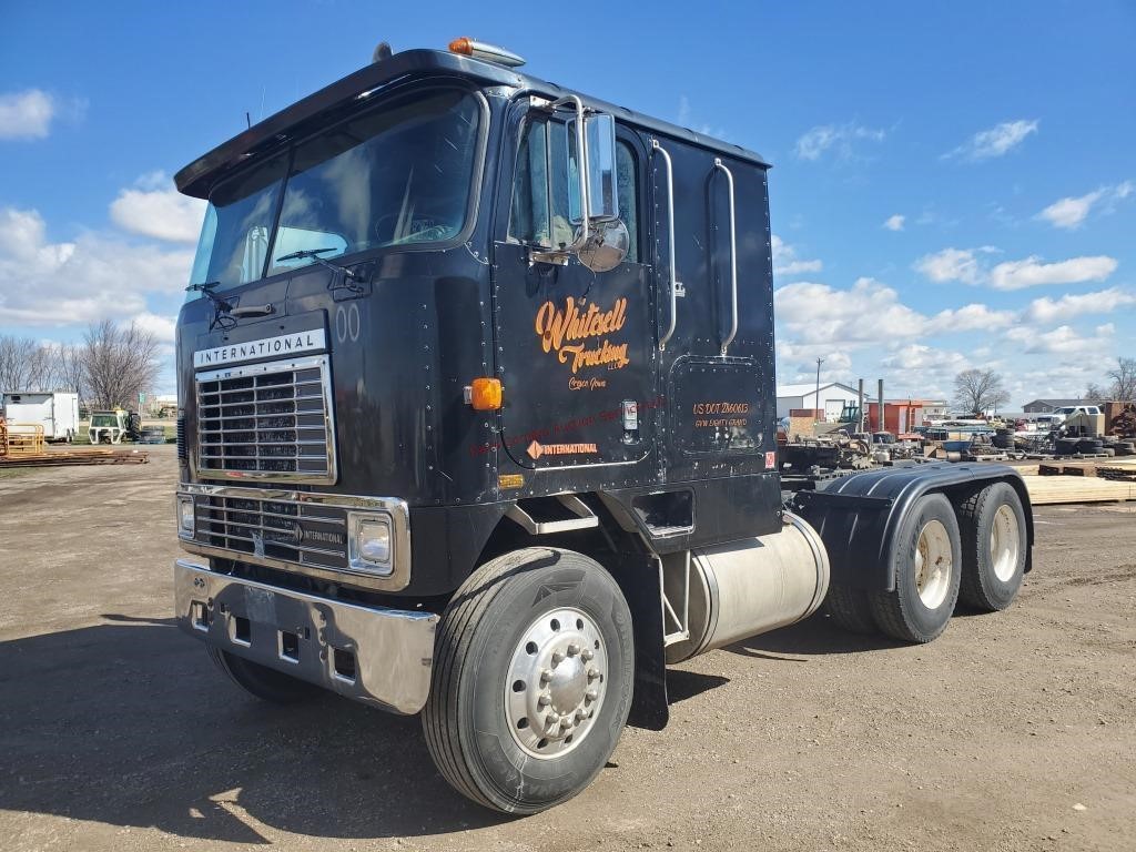 1984 International 9670 Cab Over Semi