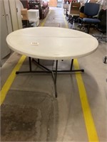 5 foot diameter table
Folds in half for storage