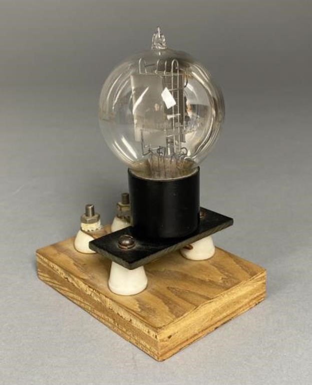 Western Electric D-101 Tube WWJ Detroit Scipps