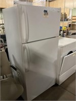 Frigidaire 12.5 ft.³ refrigerator.