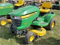 John Deere X300 Lawn Mower - 42" Deck