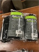 6 pair Runlites fleece gloves
New