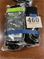 Runlites fleece gloves, six pair
New