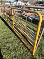 1-16' Sioux Cattle Gate - Slight Bend on Top Rail