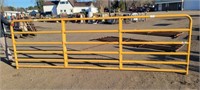 14' Sioux Cattle Gate - Near New