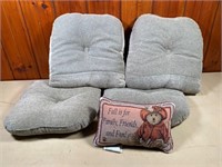 cushions & pillow